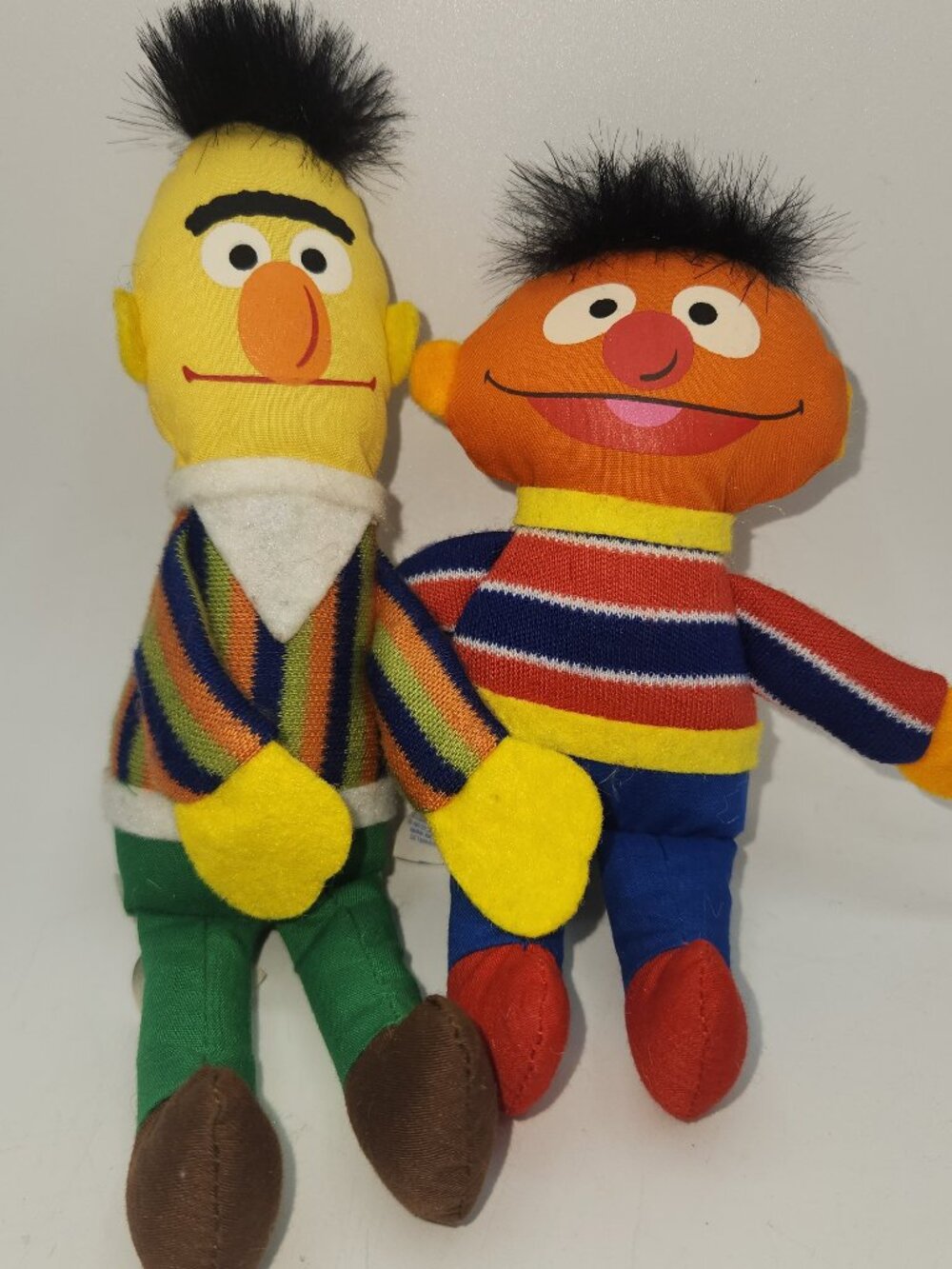 Vintage 1985 Applause Sesame Street 7in Bert & Ernie Plush Set with Magnets